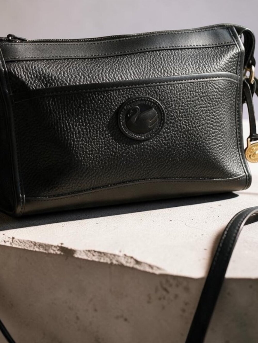 Vintage Dooney & Bourke Black Pebbled Leather Crossbody Bag P19 AWL Clutch